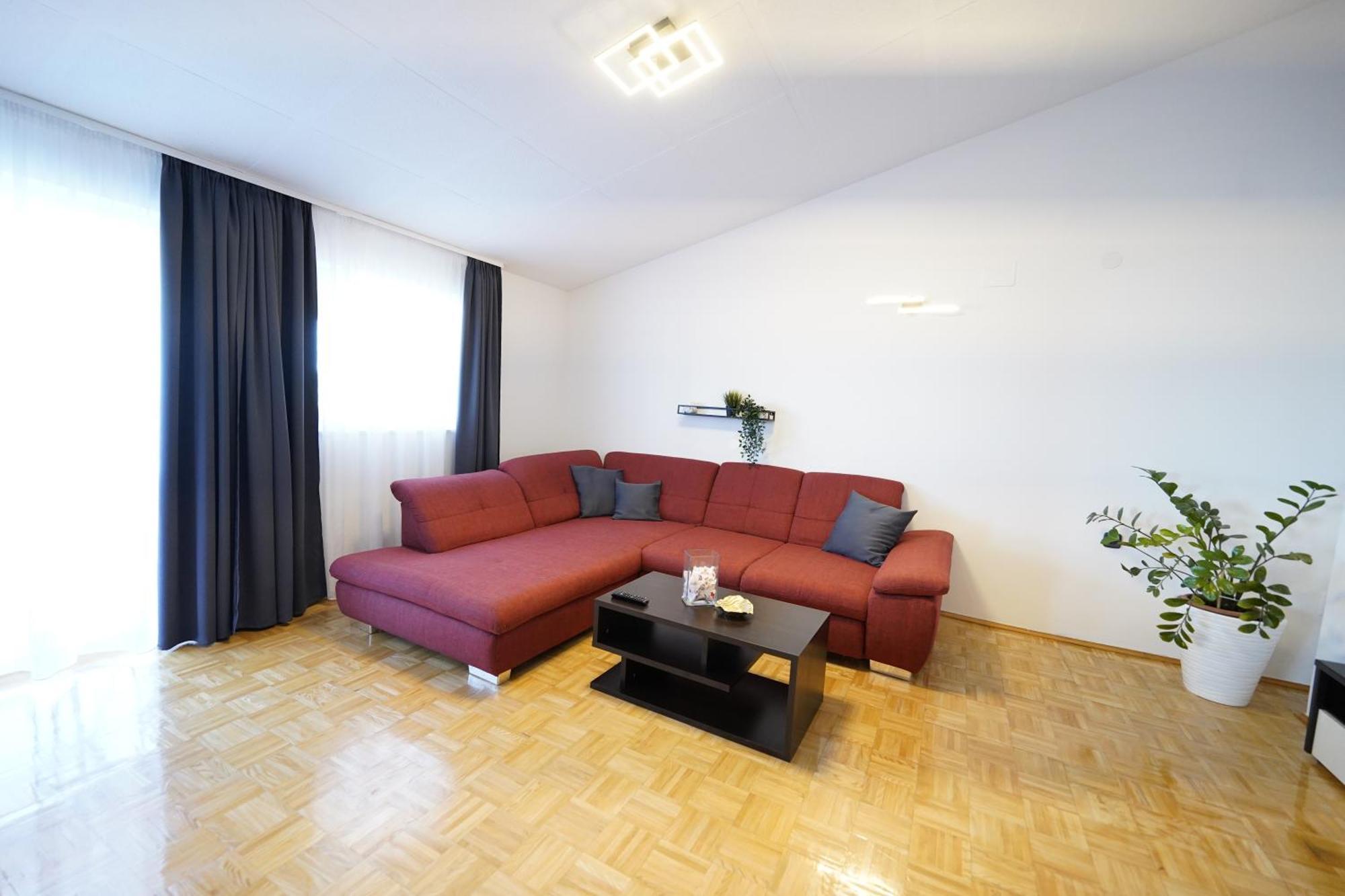 Apartments Loncar-Near Zrce Beach Novaglia Esterno foto